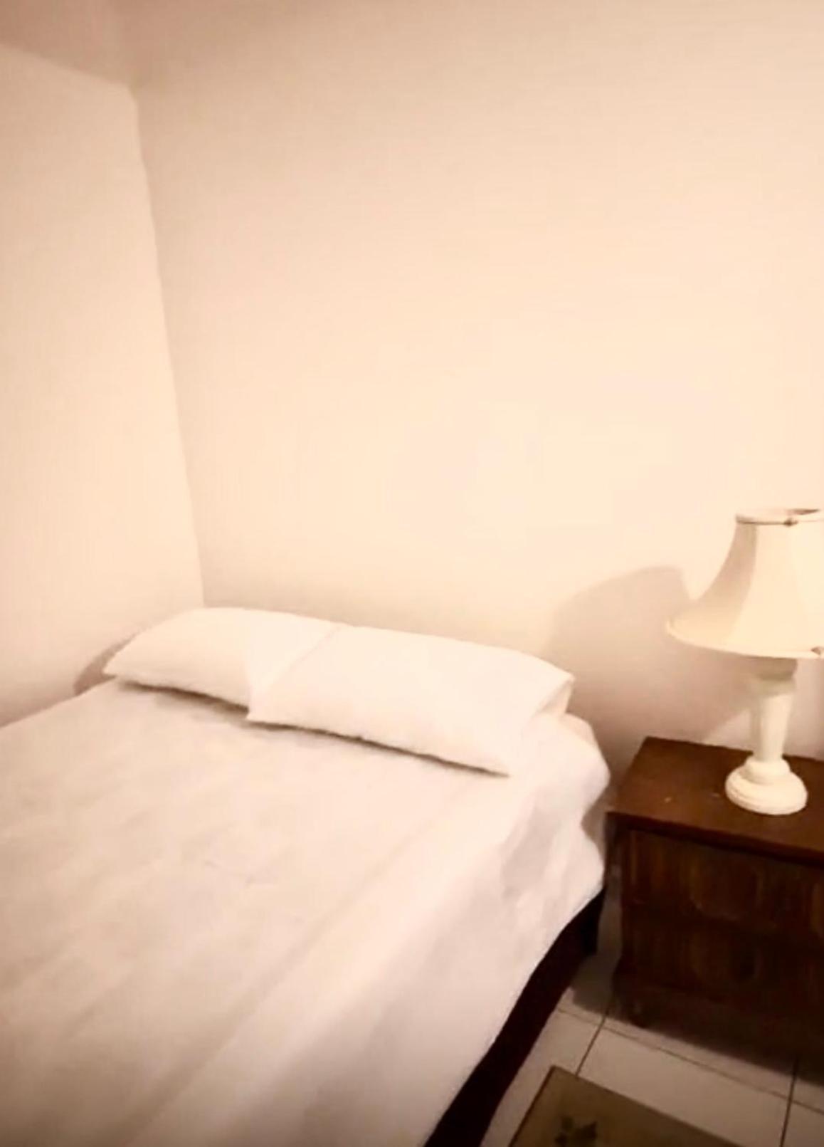 House With Pool, Shops, 3mins From Airport And Near Strip Appartamento *